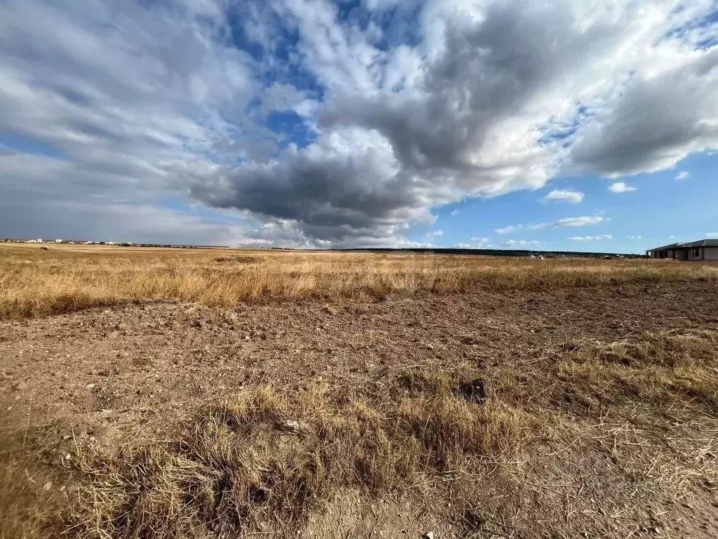 Участок в Крым, Симферопольский район, с. Чистенькое  (6.0 сот.) - Фото 1