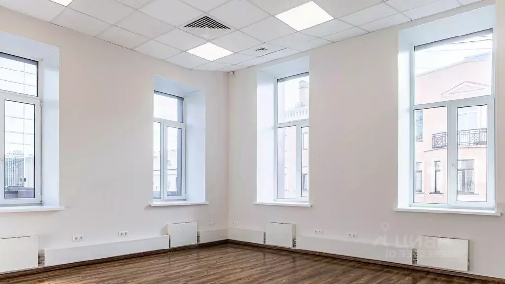 Офис в Санкт-Петербург 6-я Красноармейская ул., 5-7 (91 м) - Фото 1