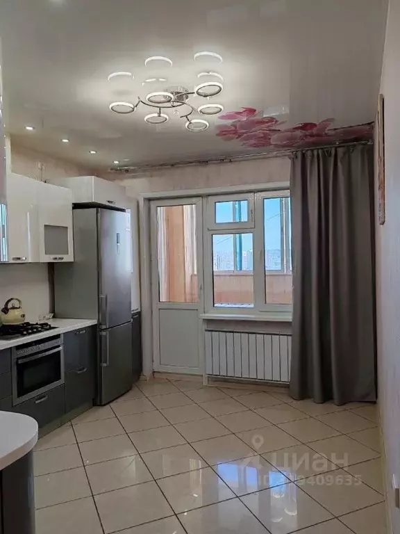 2-к кв. Саха (Якутия), Якутск ул. Лермонтова, 42 (77.0 м) - Фото 0