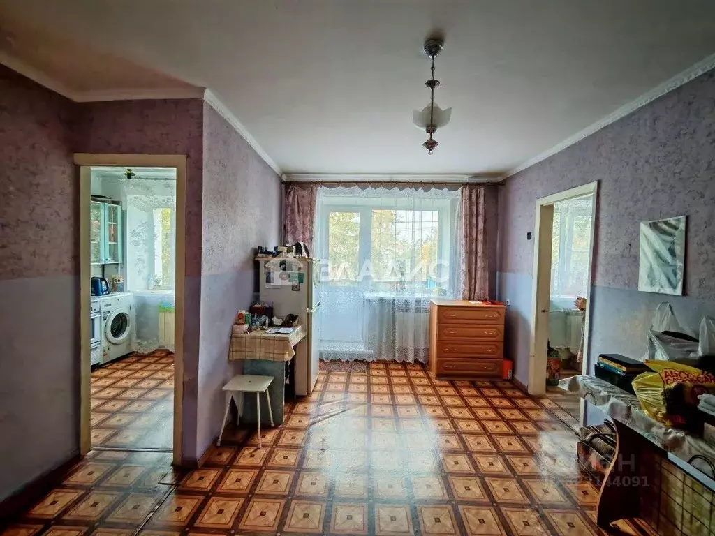 2-к кв. Бурятия, Улан-Удэ ул. Бабушкина, 17 (41.9 м) - Фото 0