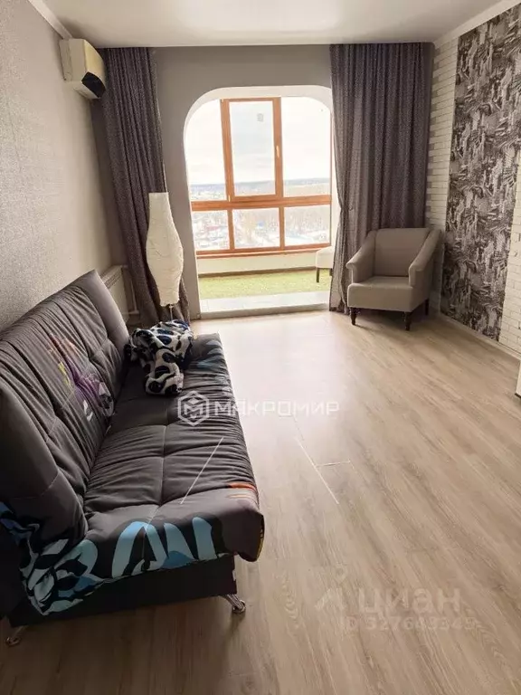 1-к кв. Брянская область, Брянск ул. Красных Партизан, 9/1 (51.88 м) - Фото 2