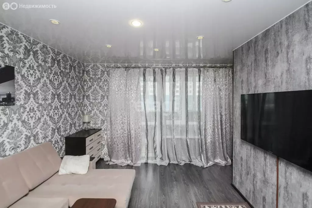 Квартира-студия: микрорайон Мелиораторов, улица Голышева, 10 (31.5 м) - Фото 1
