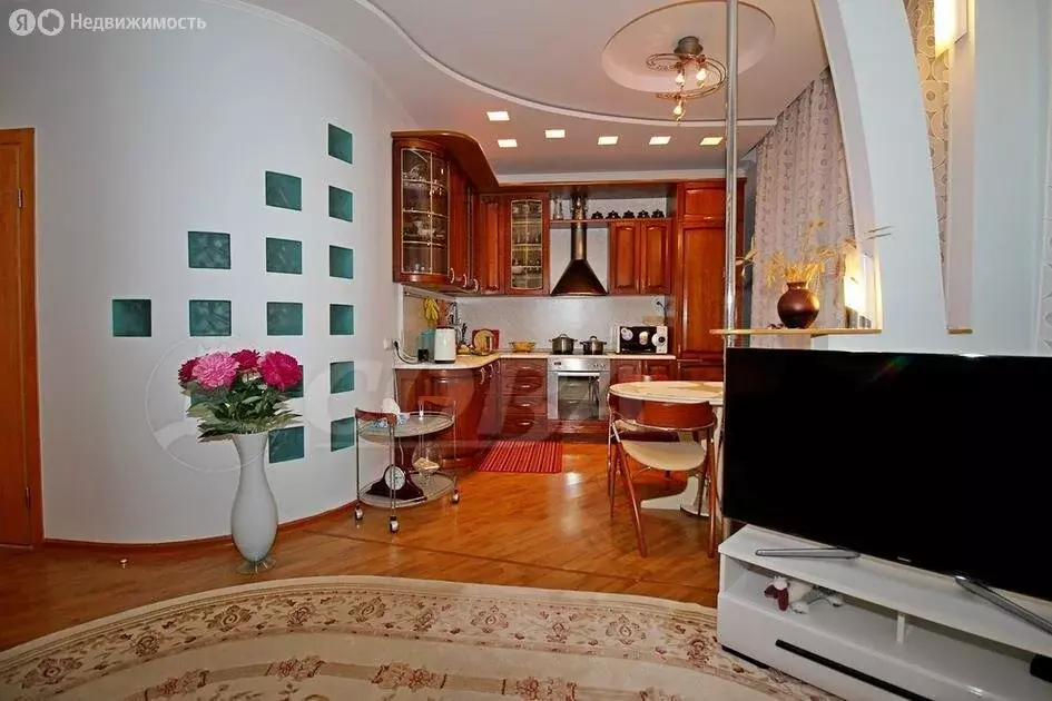 2-комнатная квартира: Тюмень, улица Шиллера, 46к2 (80.5 м) - Фото 0