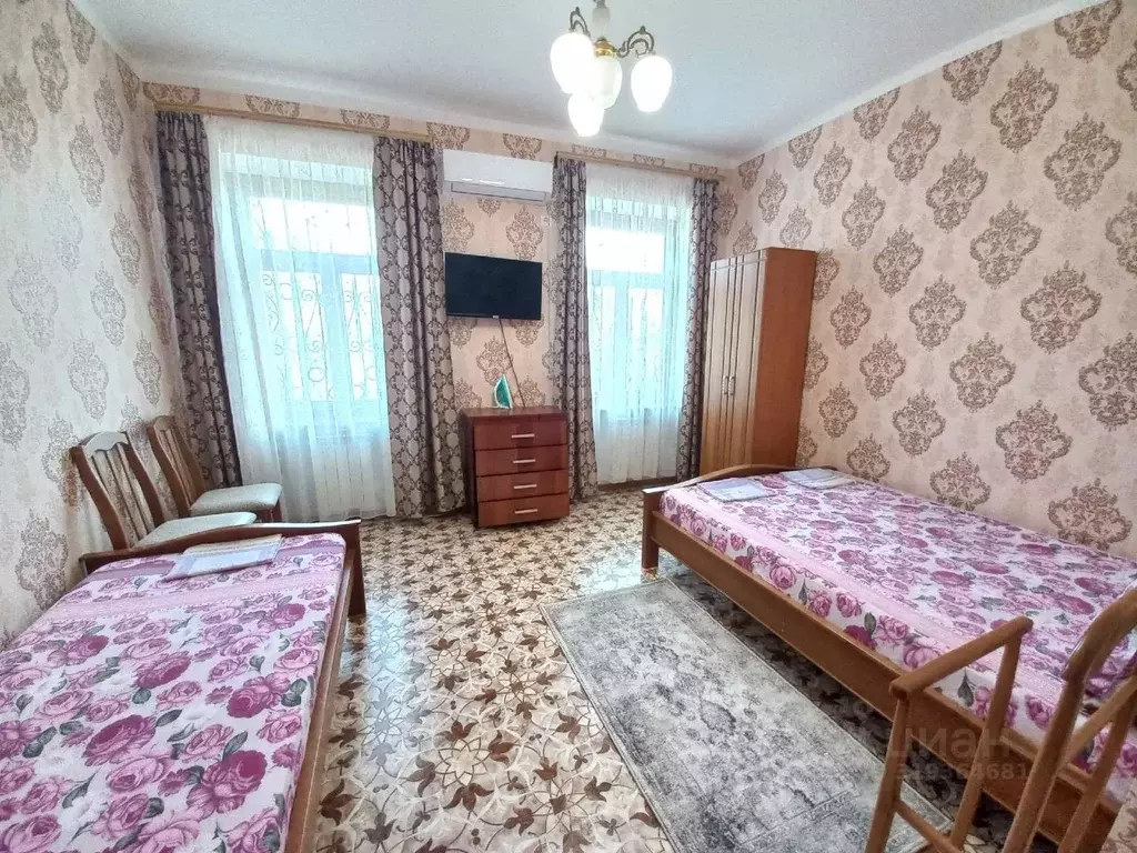 1-к кв. Крым, Евпатория ул. Кирова, 30 (32.0 м) - Фото 0