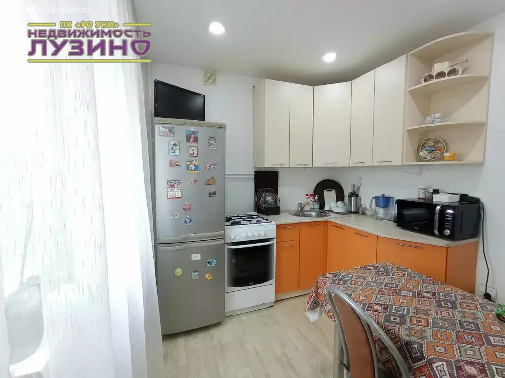 3-комнатная квартира: село Лузино, Комсомольская улица, 4 (62 м) - Фото 1