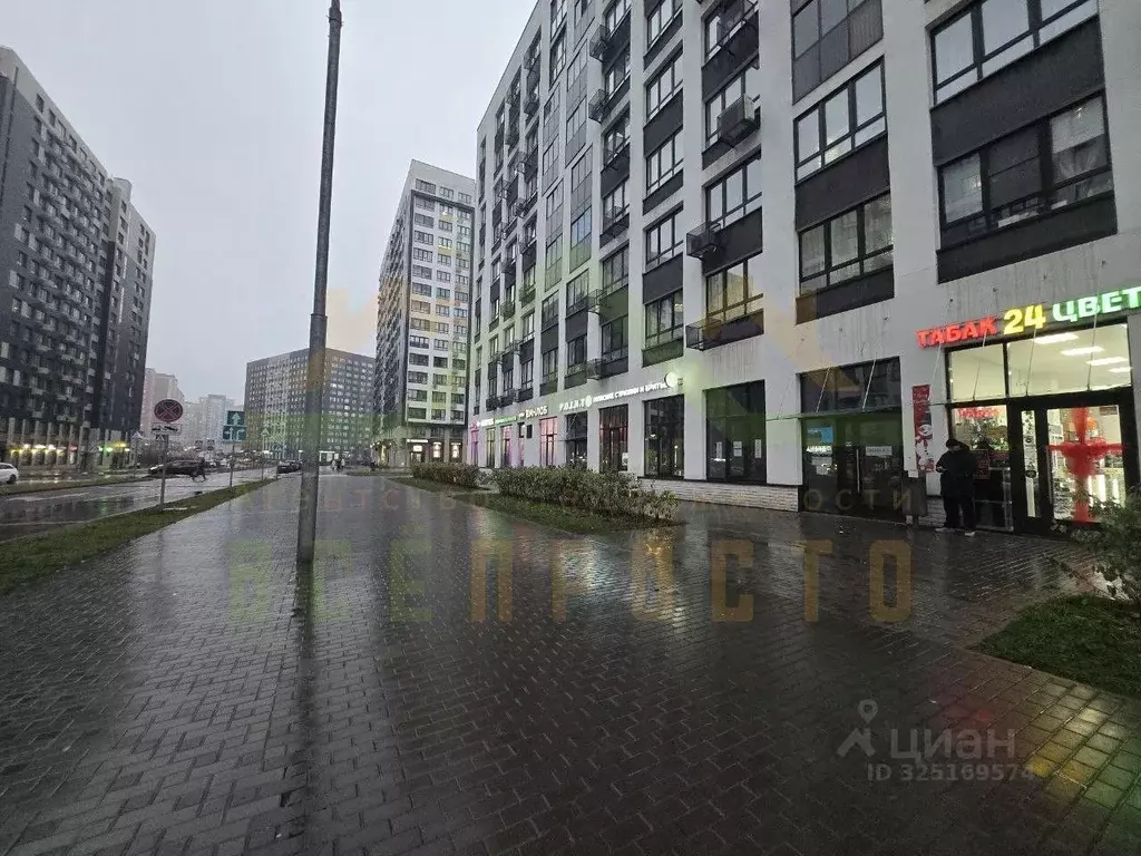 Помещение свободного назначения в Москва бул. Скандинавский, 5к1 (91 ... - Фото 1