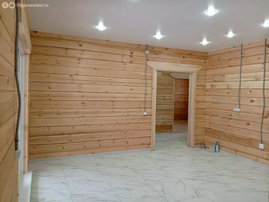 Дом в село Урик, Дачная улица (200 м) - Фото 2