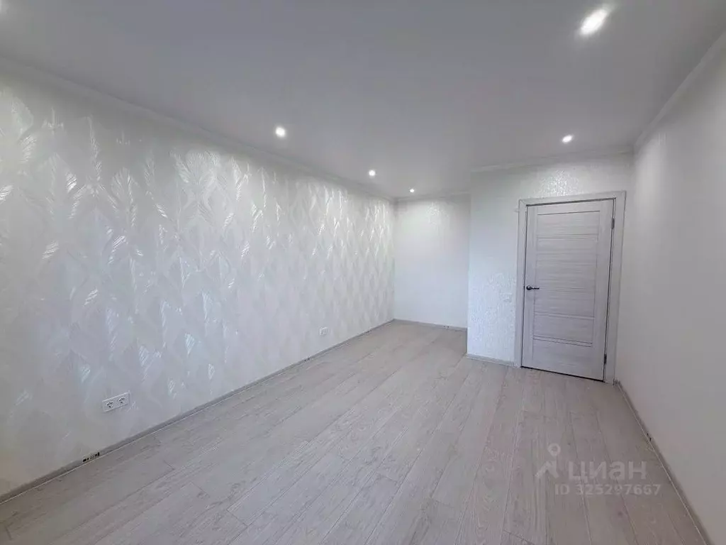 1-к кв. Московская область, Дмитров ул. Спасская, 24 (36.8 м) - Фото 1