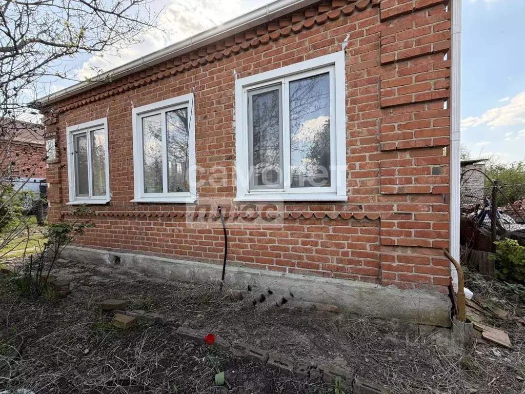 Дом в Краснодарский край, Кореновск ул. Дзержинского (86 м) - Фото 1
