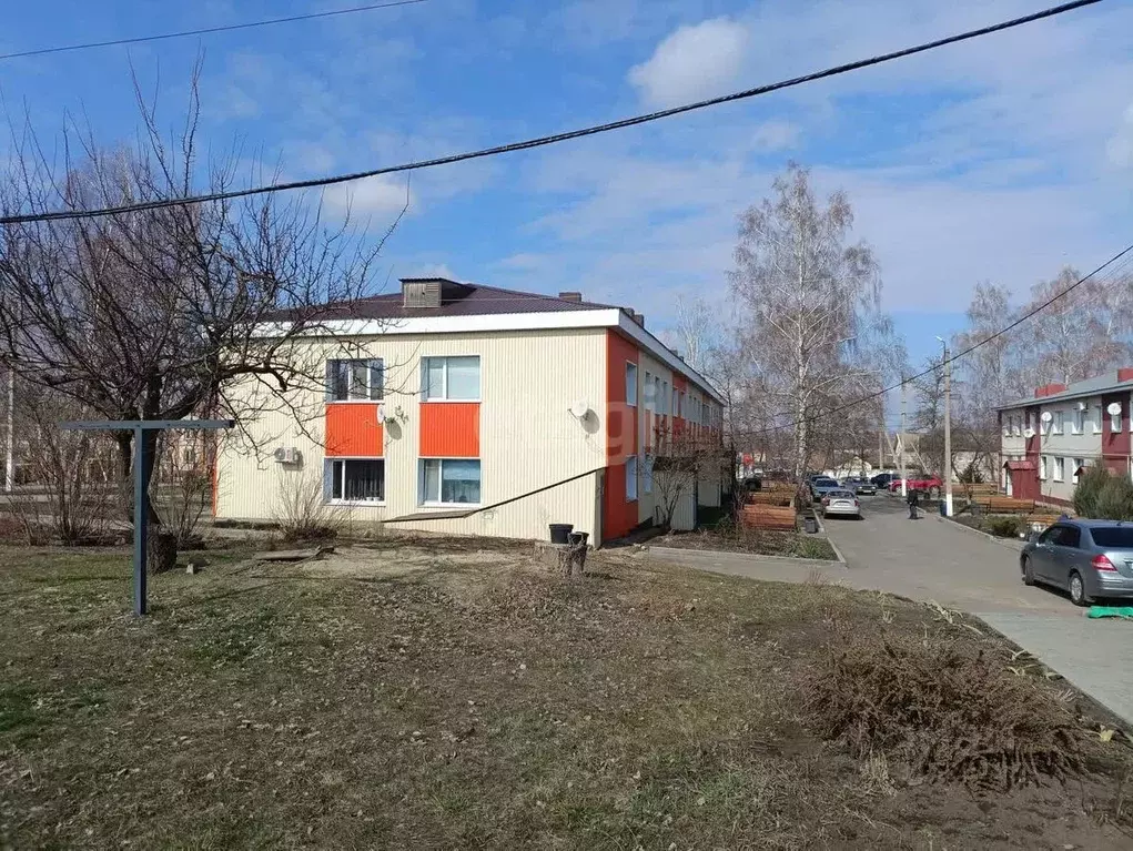 2-к кв. Белгородская область, Вейделевка рп ул. Центральная, 44 (41.5 ... - Фото 1