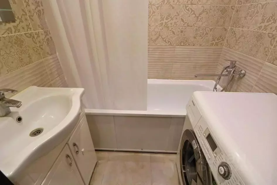 1-к кв. Тюменская область, Тюмень ул. Западносибирская, 12к1 (35.0 м) - Фото 2