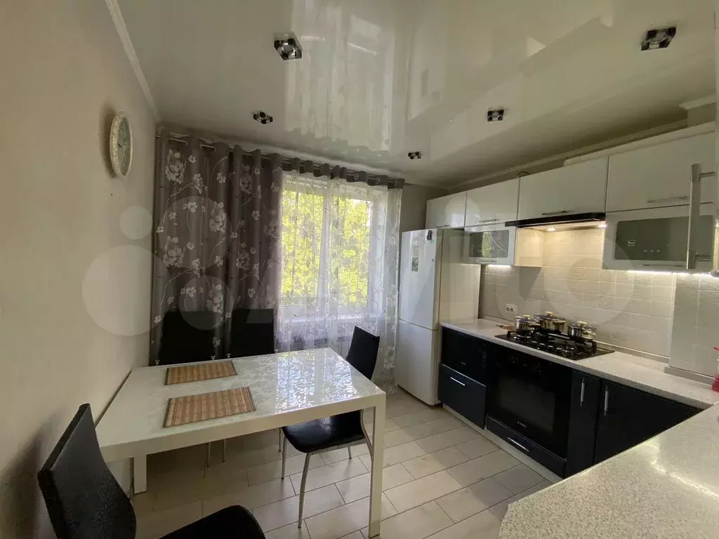 2-к. квартира, 47 м, 5/5 эт. - Фото 0