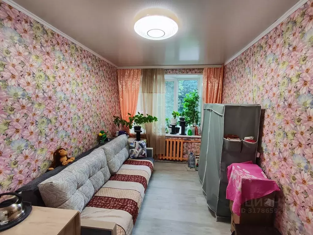Комната Московская область, Серпухов ул. Калинина, 40 (11.5 м) - Фото 0