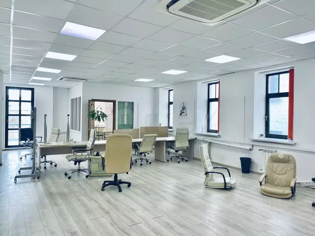 Офис в Москва ул. Земляной Вал, 68/18С5 (2650 м) - Фото 1