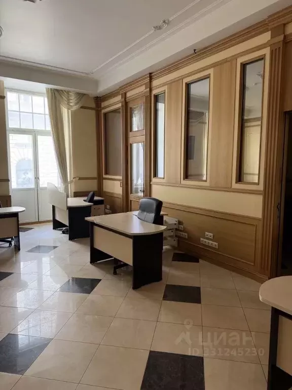 Офис в Санкт-Петербург Каменноостровский просп., 26-28 (100 м) - Фото 2