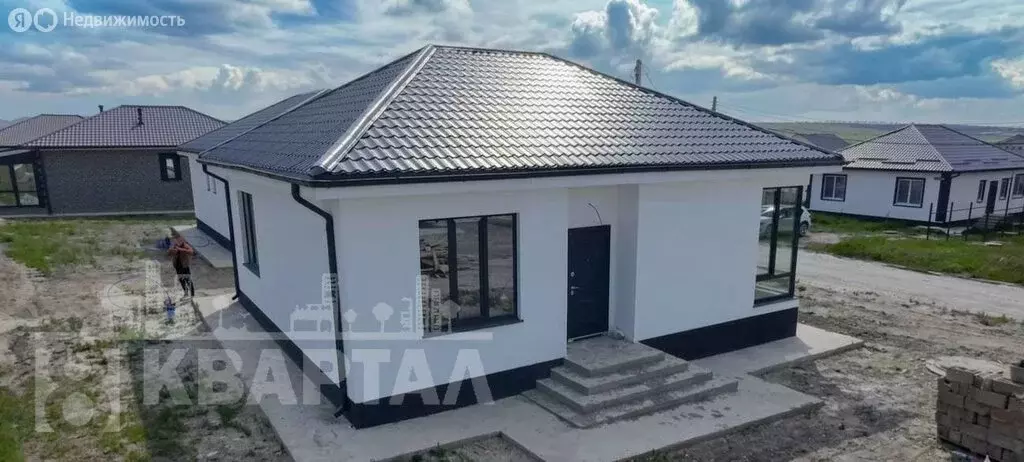 Дом в хутор Семигорский, улица имени Тамары Гарбузовой (92 м) - Фото 1