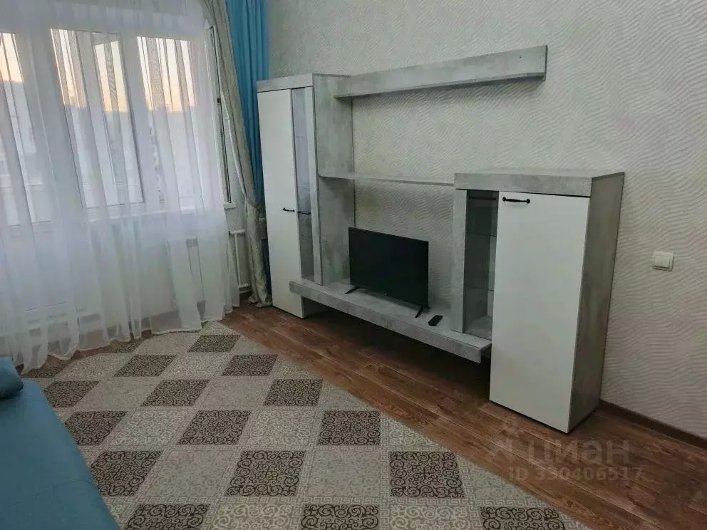 1-к кв. Курская область, Курск просп. Вячеслава Клыкова, 86 (38.0 м) - Фото 1
