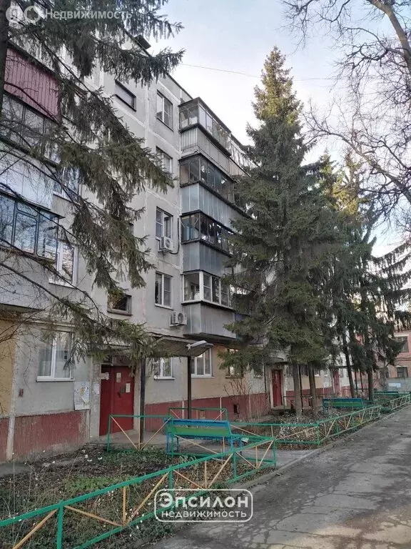 2-комнатная квартира: Курск, улица Димитрова, 107 (43.8 м) - Фото 0