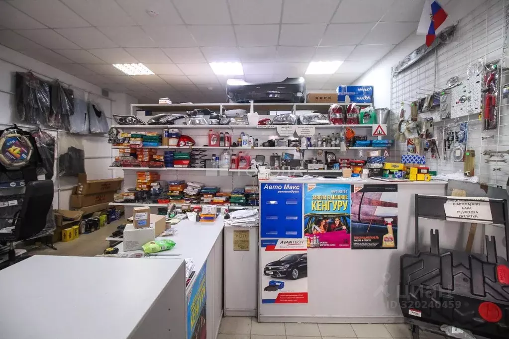 Торговая площадь в Алтайский край, Барнаул ул. Островского, 68Е (82 м) - Фото 1