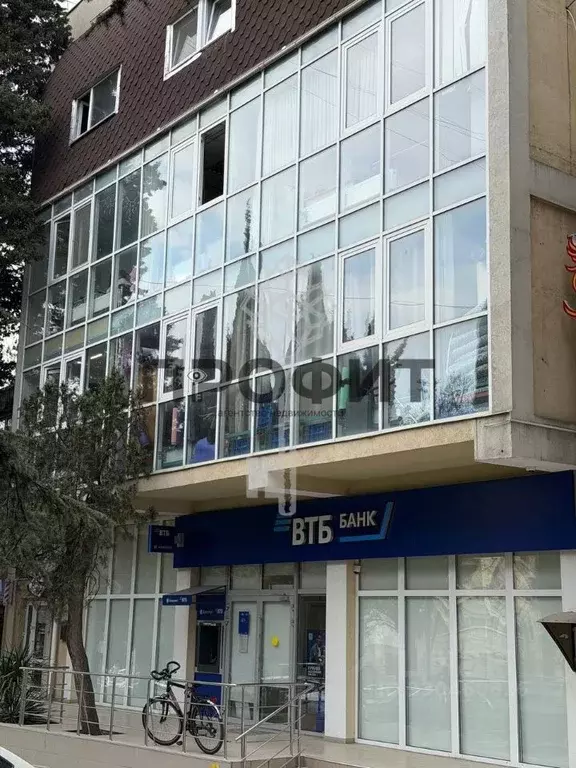 Офис в Крым, Алушта ул. Ленина, 27А (900 м) - Фото 1