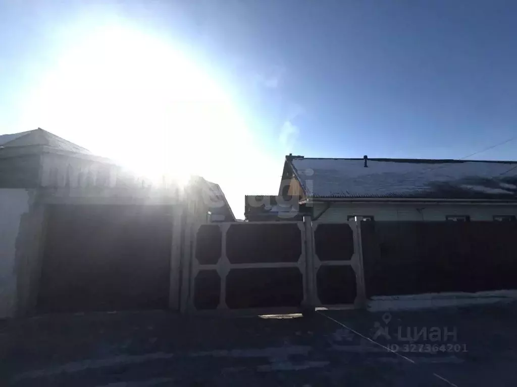 Дом в Бурятия, Улан-Удэ ул. Кошевого, 13 (68 м) - Фото 0