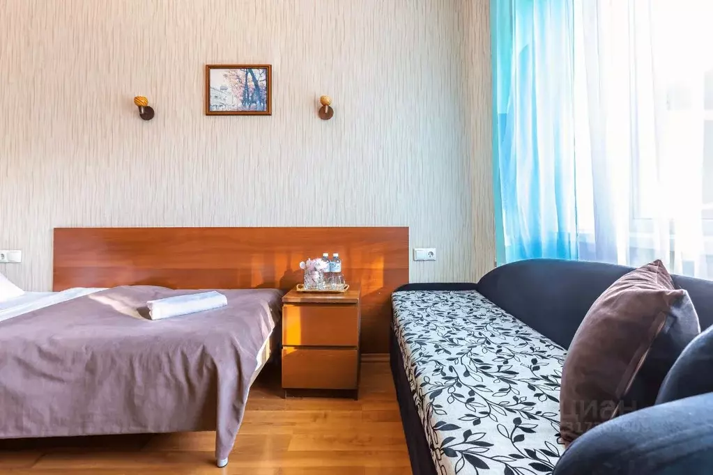 Комната Санкт-Петербург 27-я Васильевского острова линия, 8 (15.0 м) - Фото 1