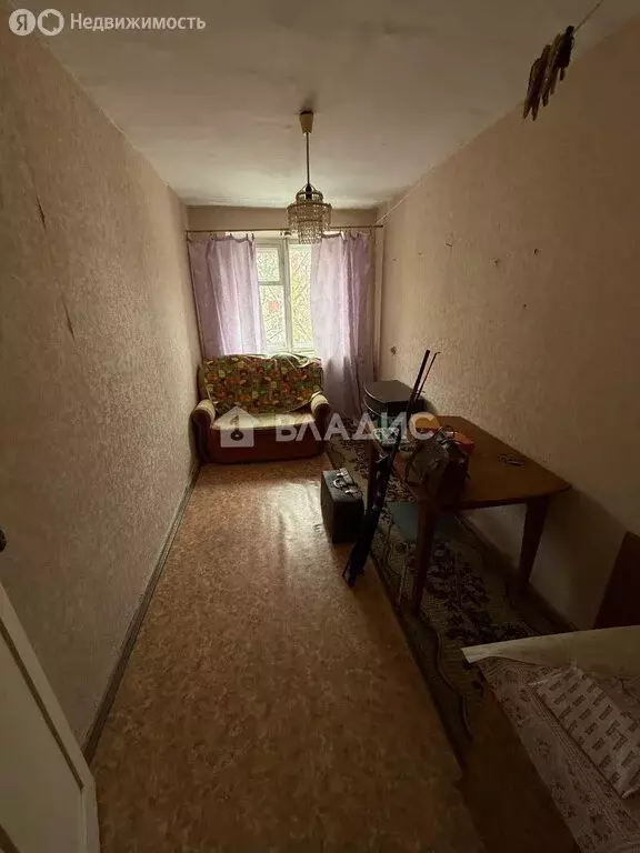 3-комнатная квартира: Южно-Сахалинск, улица Чехова, 172А (58 м) - Фото 1