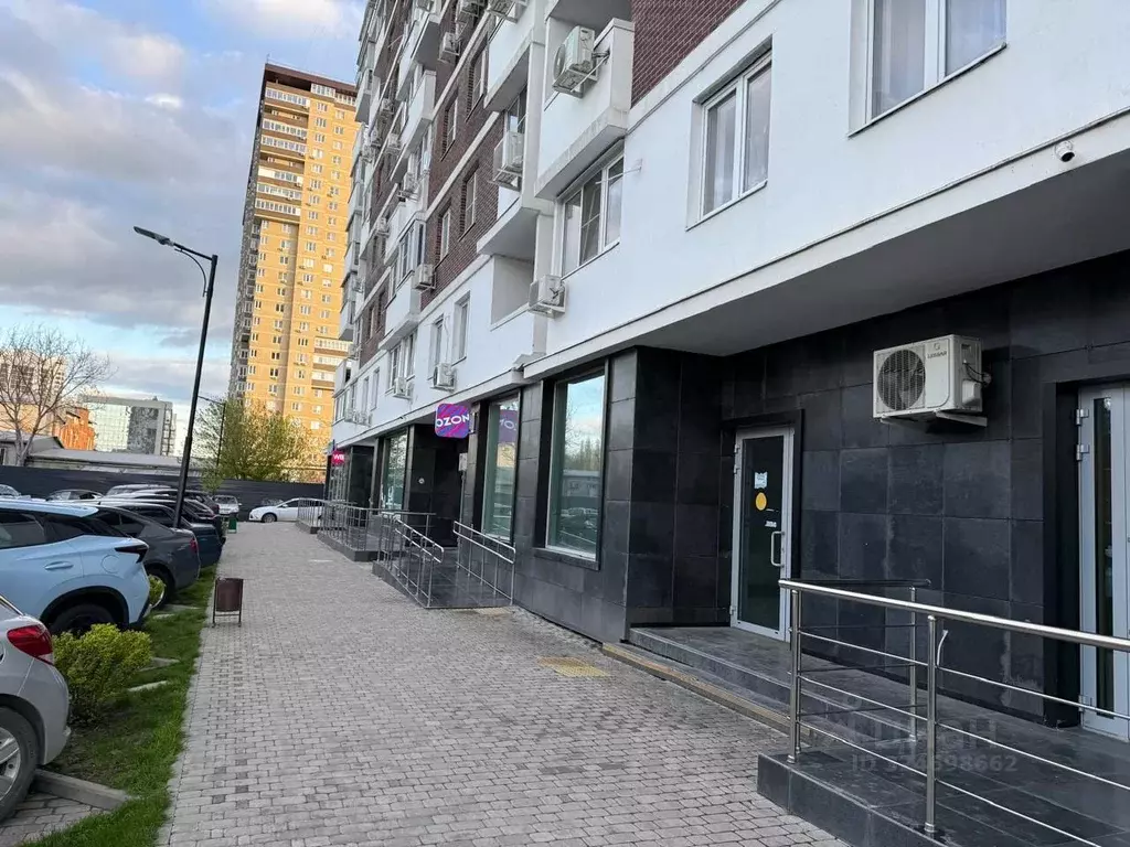 Торговая площадь в Краснодарский край, Краснодар ул. Бородинская (82 ... - Фото 1