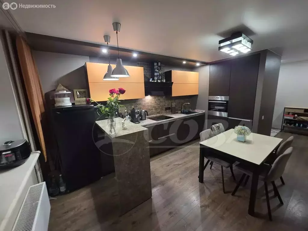 2-комнатная квартира: Тюмень, Кремлёвская улица, 110к3 (67 м) - Фото 2