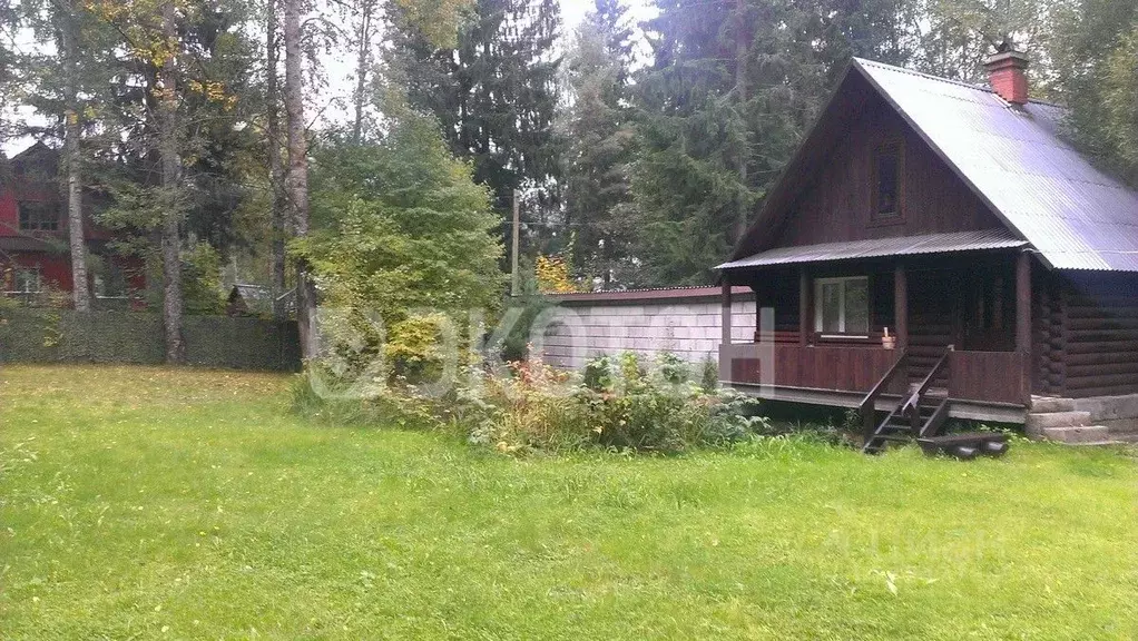 Дом в Ленинградская область, Приозерский район, пос. Сосново ул. ... - Фото 1