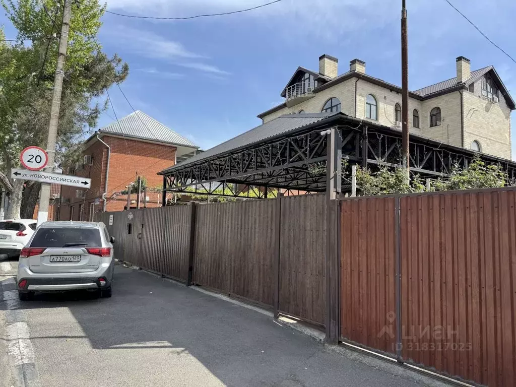 Дом в Краснодарский край, Геленджик Первомайская ул., 42 (35 м) - Фото 1