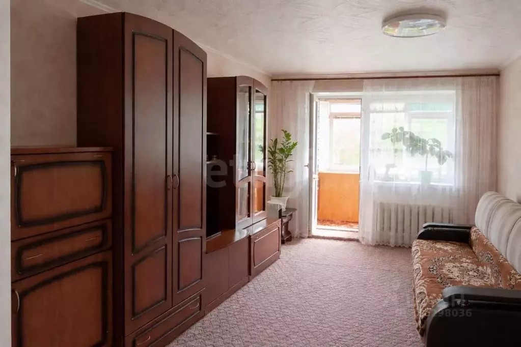 2-к кв. Башкортостан, Стерлитамак Коммунистическая ул., 19 (40.8 м) - Фото 1