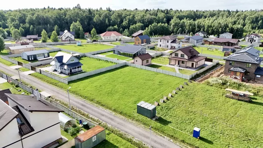 Участок в Московская область, Серпухов городской округ, д. Арнеево, А ... - Фото 1