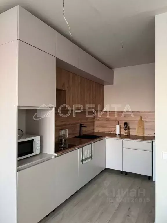 2-к кв. Тюменская область, Тюмень ДОК мкр, ул. Воронинская, 41 (73.5 ... - Фото 2