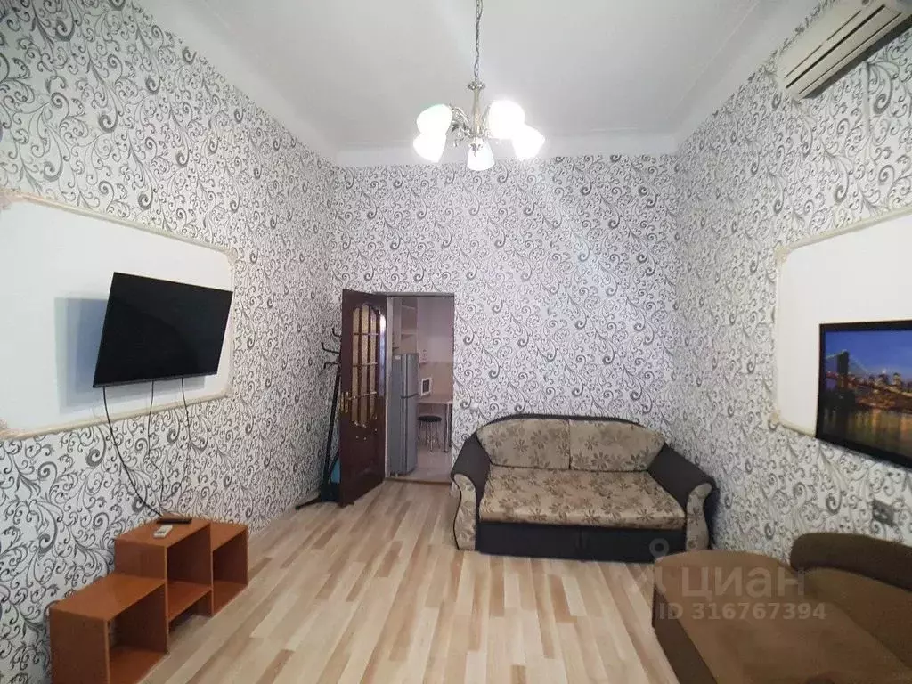 1-к кв. Крым, Евпатория ул. 13 Ноября, 16 (40.0 м) - Фото 0