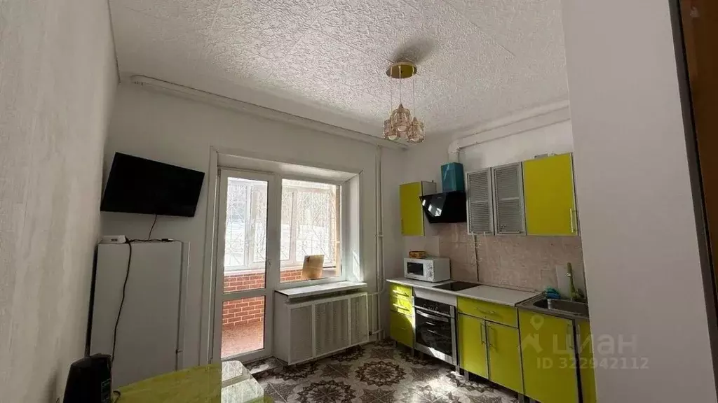 2-к кв. Саха (Якутия), Нерюнгри просп. Мира, 17/2 (60.0 м) - Фото 1