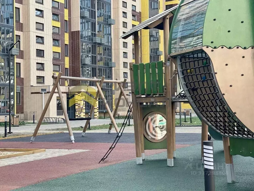 1-к кв. Омская область, Омск Заозерный мкр, ул. Сергея Тюленина, 4 ... - Фото 2