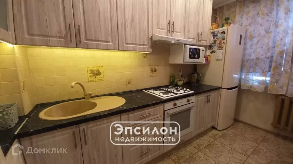 Продаётся 3-к квартира, 60 м - Фото 1