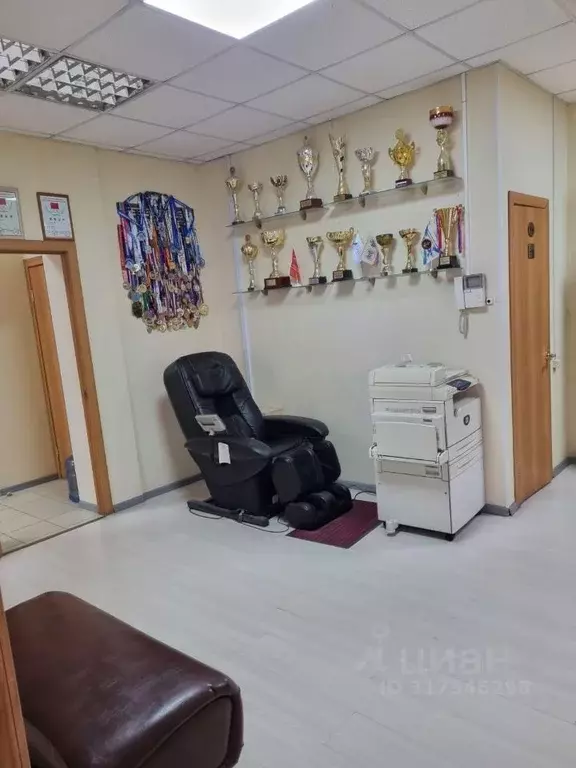 Офис в Новосибирская область, Новосибирск ул. Вавилова, 3 (88 м) - Фото 2