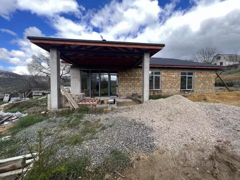 Дом в Крым, Симферопольский район, Перовское с/пос, с. Партизанское ... - Фото 2