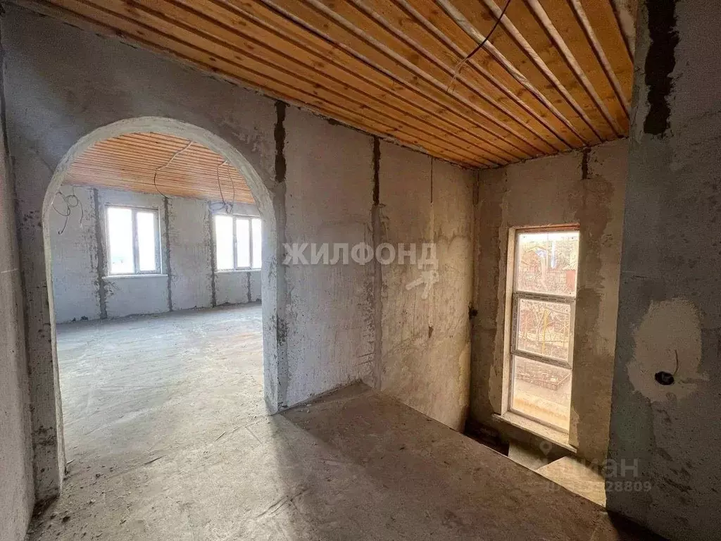 Дом в Астраханская область, Астрахань ул. Пирогова (182 м) - Фото 1