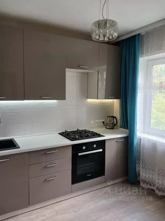 2-к кв. Иркутская область, Ангарск 94-й кв-л, 22 (45.0 м) - Фото 0