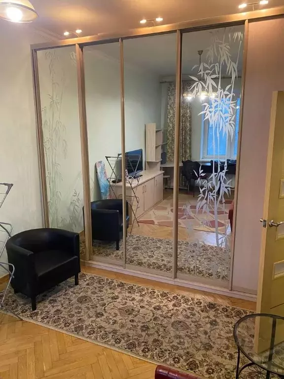 1-к кв. Москва Измайловская пл., 6 (33.0 м) - Фото 1