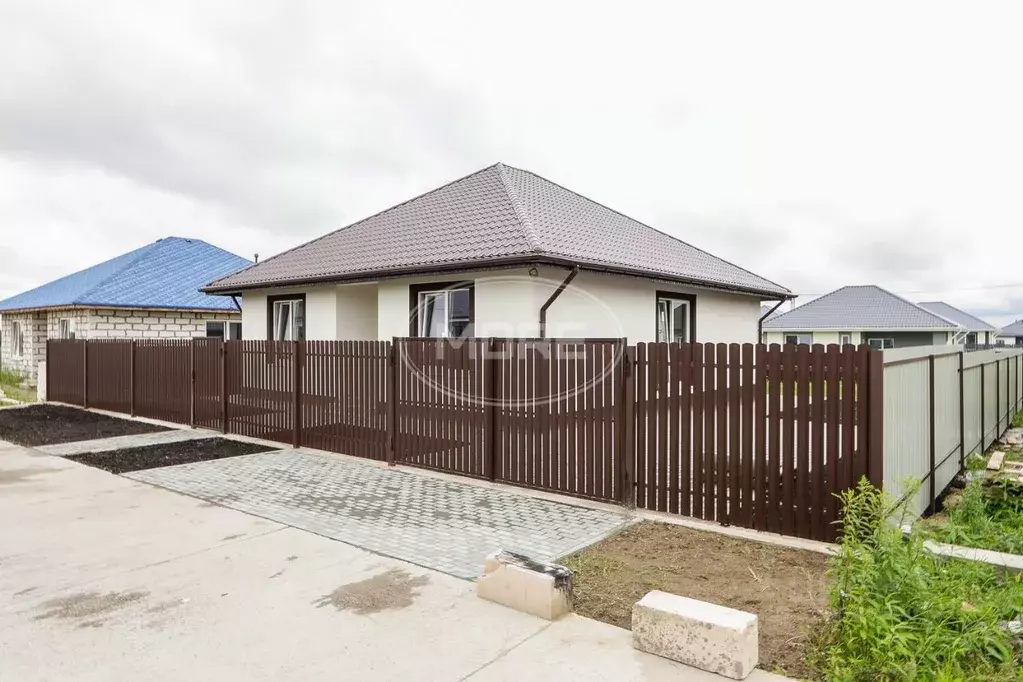 Дом в Калининградская область, Гурьевский муниципальный округ, пос. ... - Фото 1