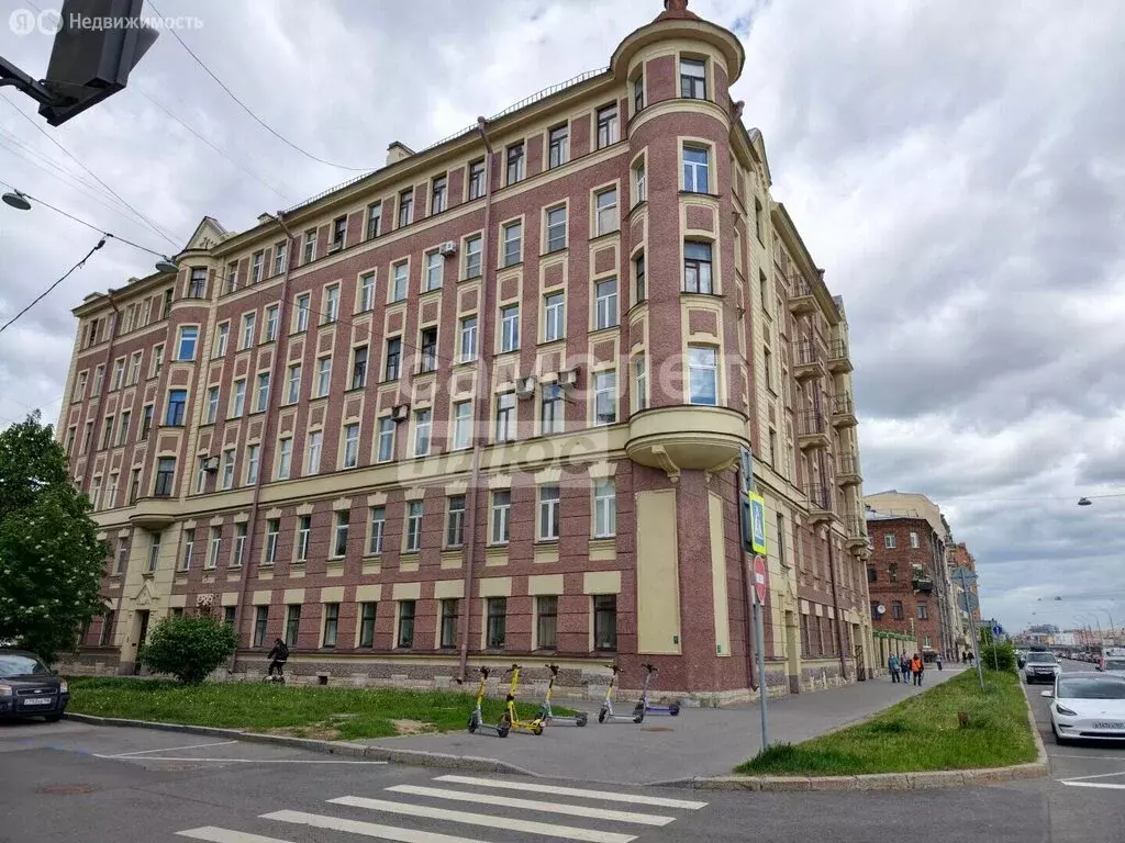 4-комнатная квартира: Санкт-Петербург, Серпуховская улица, 48 (112 м) - Фото 1