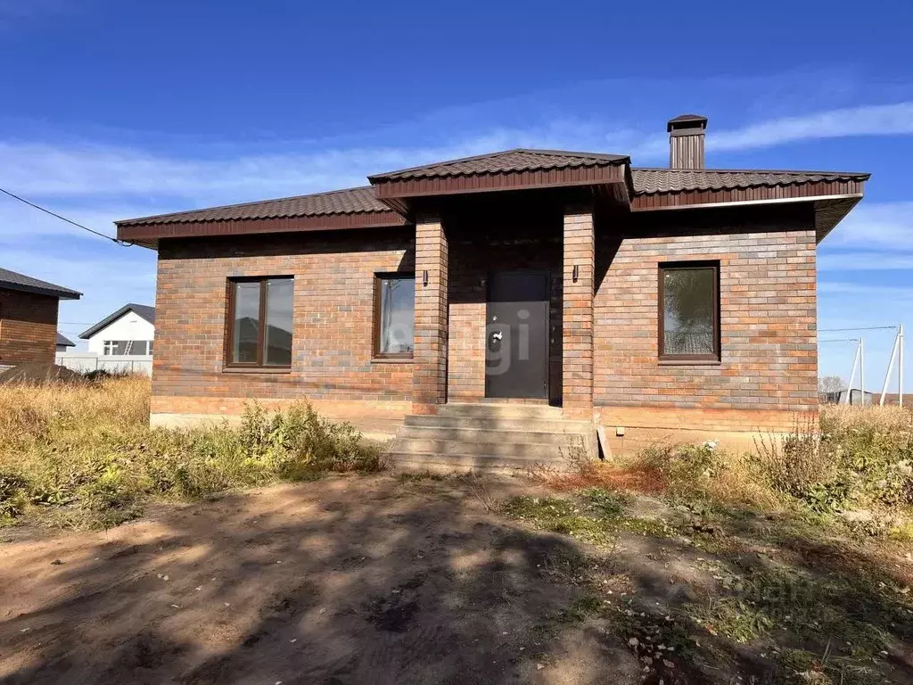 Дом в Башкортостан, Уфа городской округ, с. Нагаево  (100 м) - Фото 1