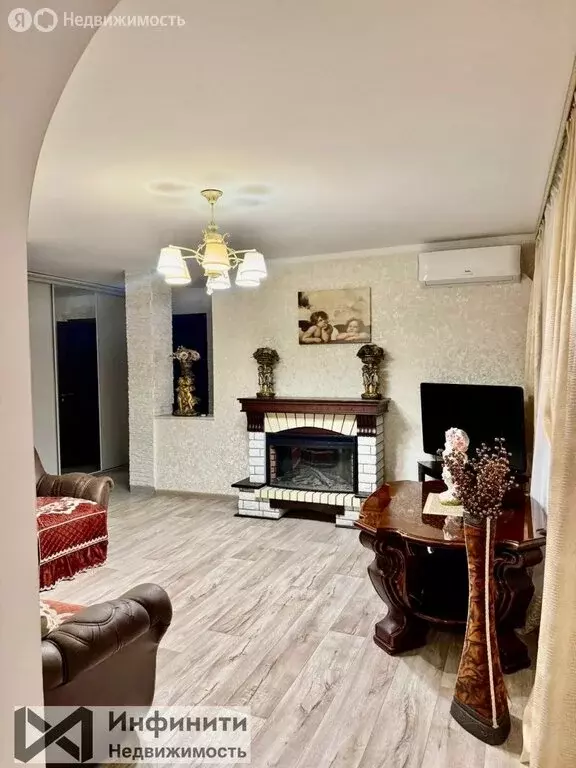 3-комнатная квартира: Ставрополь, улица Доваторцев, 34А (100 м) - Фото 2