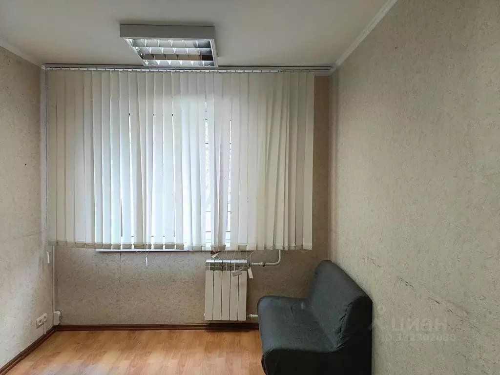 Офис в Белгородская область, Старый Оскол Весенний мкр, 7 (10 м) - Фото 1