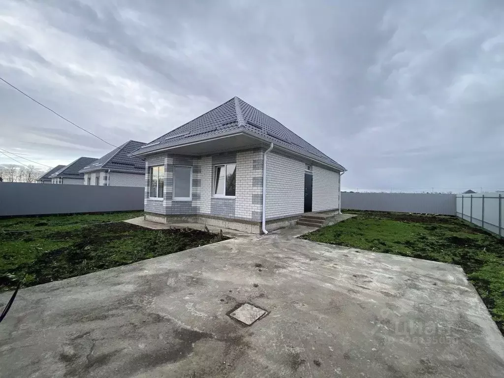 Дом в Краснодарский край, Динской район, Нововеличковское с/пос, ... - Фото 1