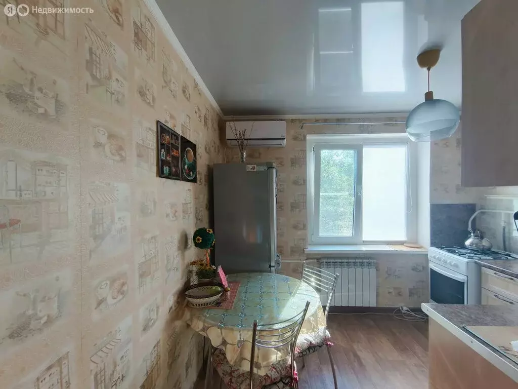 3-комнатная квартира: Ростов-на-Дону, Таганрогская улица, 147 (62 м) - Фото 1